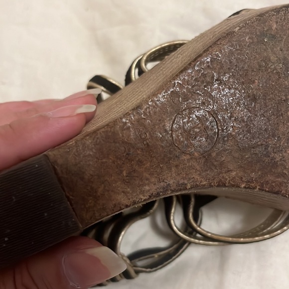 💯 authentic Chanel Beautiful black and gold color espadrilles a - Picture 5 of 5